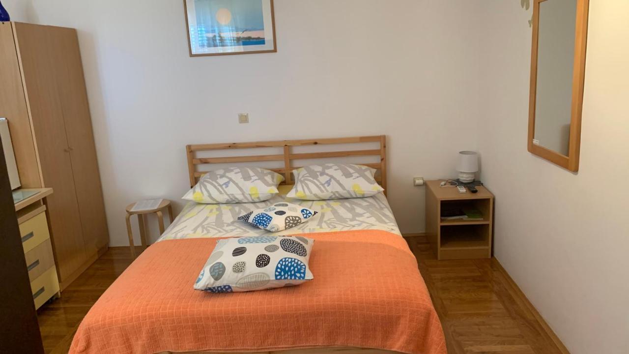 Studio Apartment And Rooms Adria Vodice Bagian luar foto
