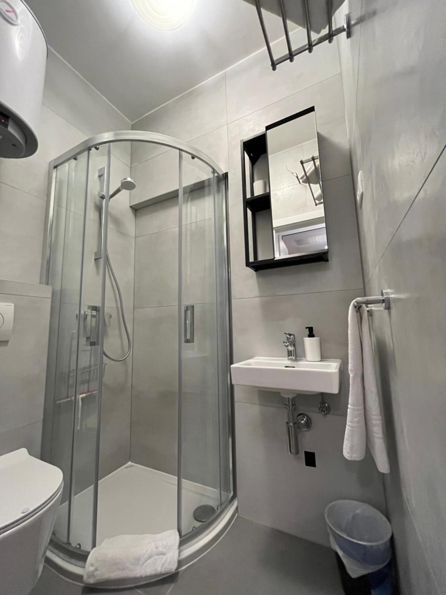 Studio Apartment And Rooms Adria Vodice Bagian luar foto