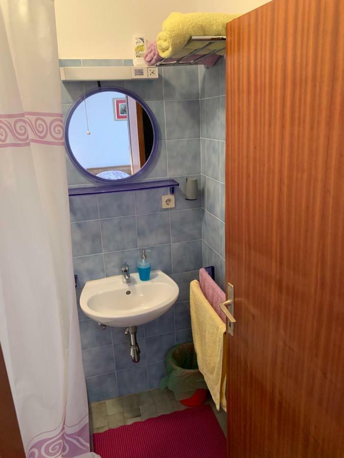 Studio Apartment And Rooms Adria Vodice Bagian luar foto